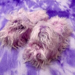 Dolls kill current mood case of the grumpies lilac faux fur shaggy slides